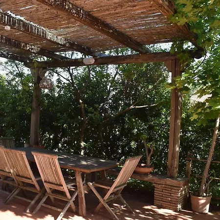 Villa Casale Madreterra *